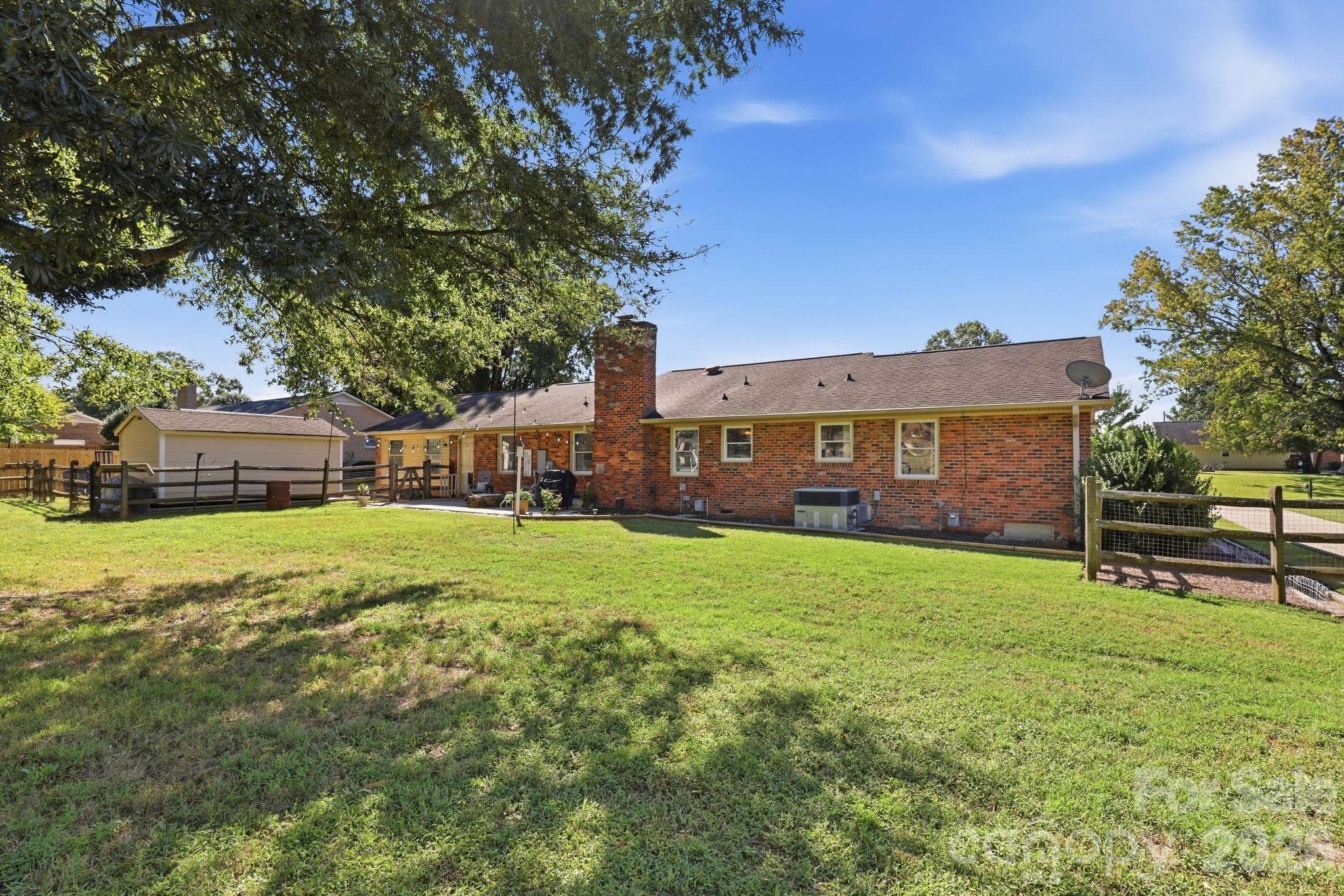 Single Family Residence at 8317 Fallsdale Drive, Charlotte, photo 27 of 30