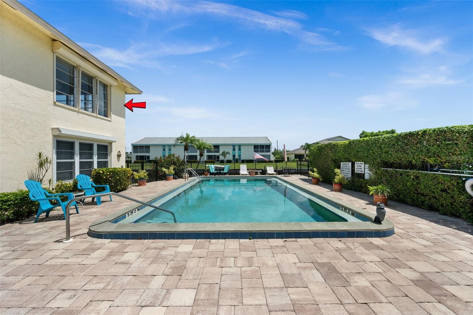 Beautiful community pool right next to the condo - 1345 SE 40TH TER #2E, CAPE CORAL