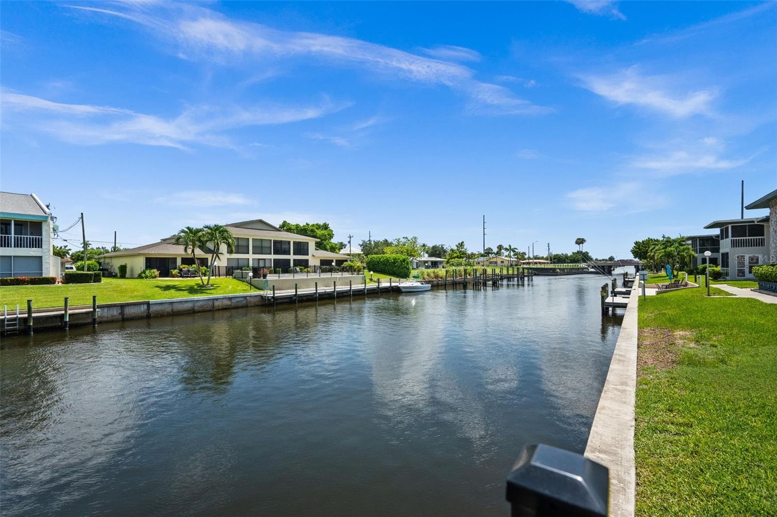 Gulf Access - 1345 SE 40TH TER #2E, CAPE CORAL
