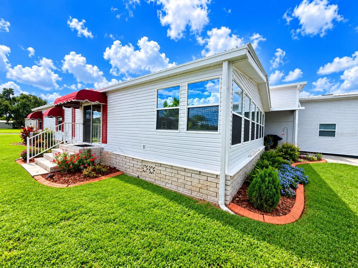 Manufactured Home at 5214 ISLAND VIEW CIR N, POLK CITY, photo 7 of 48