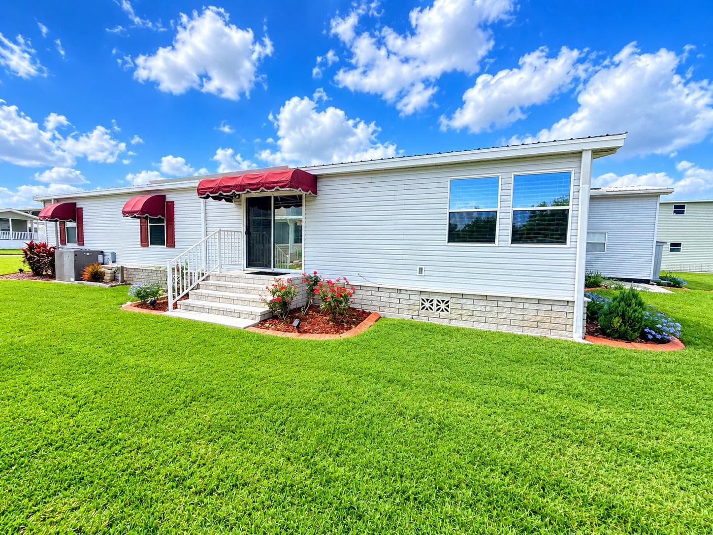 Manufactured Home at 5214 ISLAND VIEW CIR N, POLK CITY, photo 8 of 48