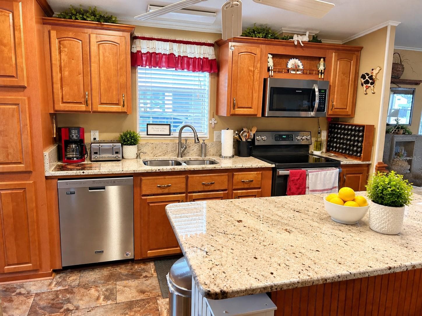 Manufactured Home at 5214 ISLAND VIEW CIR N, POLK CITY, photo 19 of 48