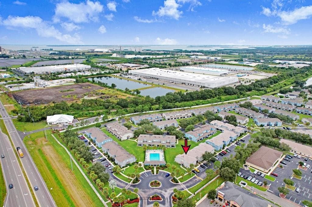 Ariel View of Building - 12635 KINGS CROSSING DR, GIBSONTON