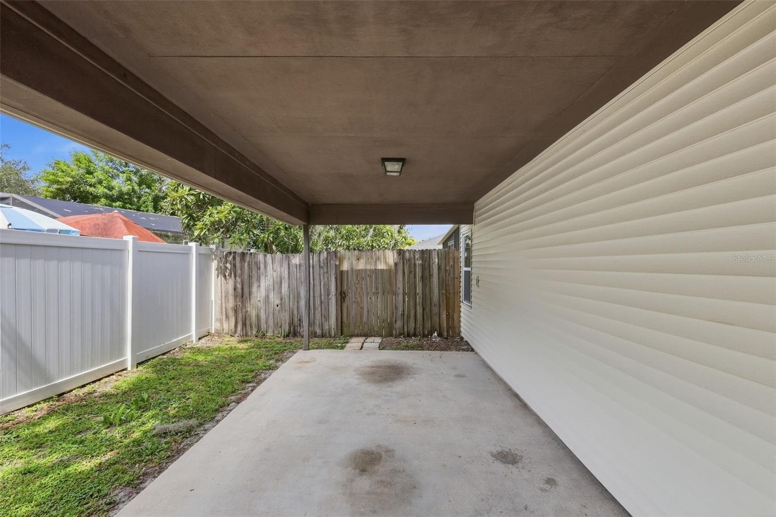 carport - 711 THISTLE PL, WINTER SPRINGS