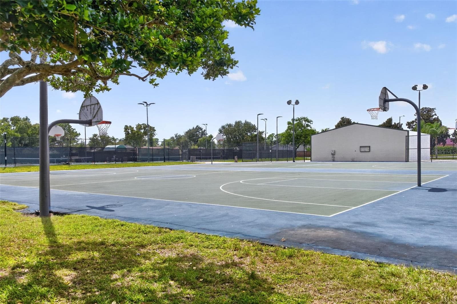 Basketball courts at Eagle Park - 2925 EAGLE LAKE DR, ORLANDO