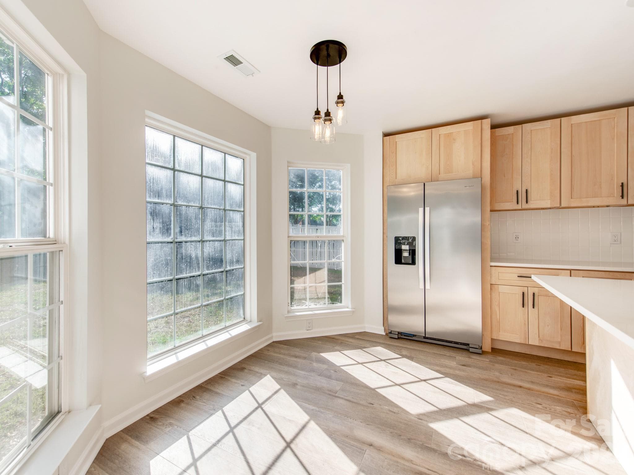 Large picture bay window - 810 Greenhill Drive, Charlotte