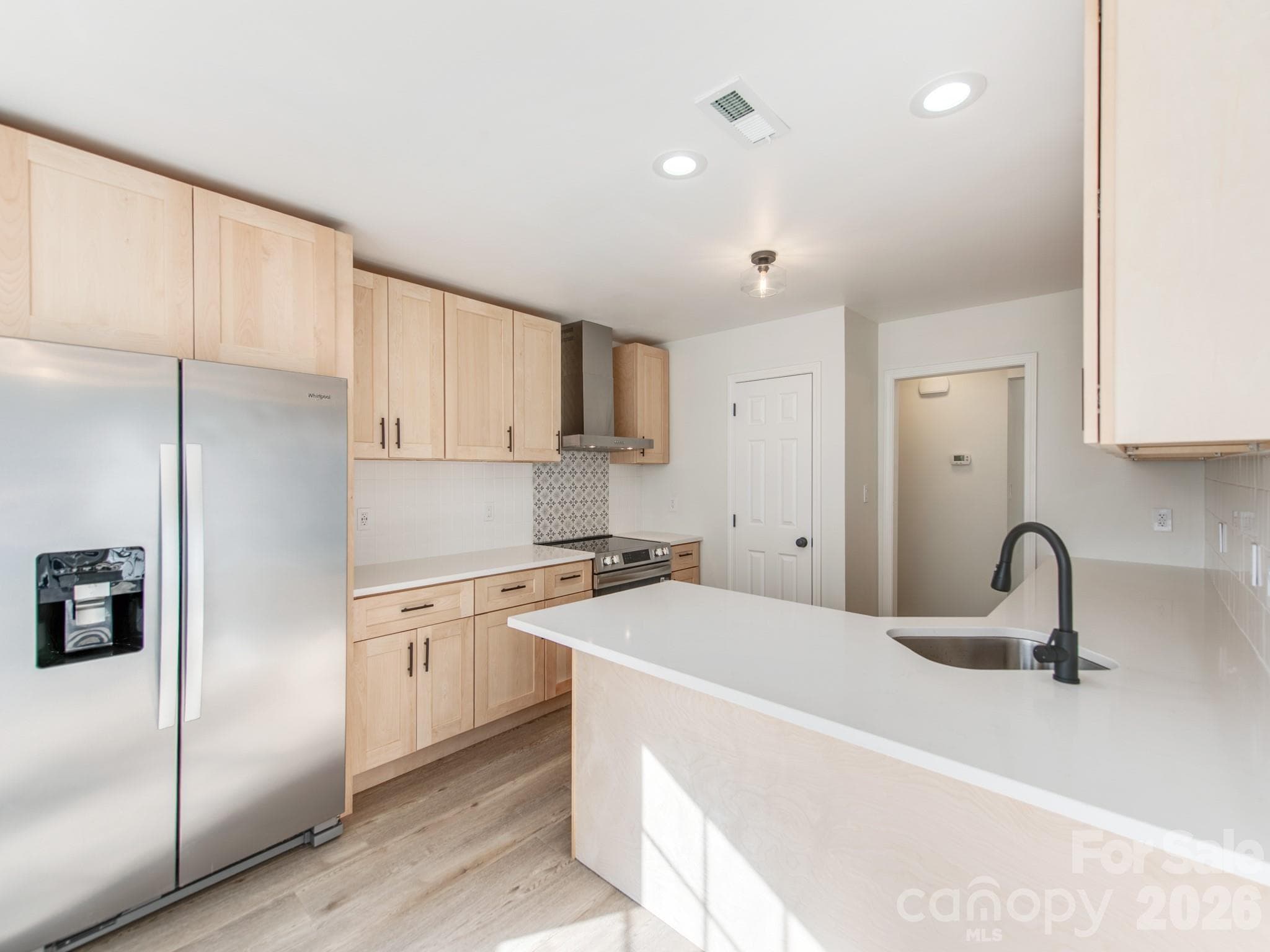 Single Family Residence at 810 Greenhill Drive, Charlotte, photo 23 of 33