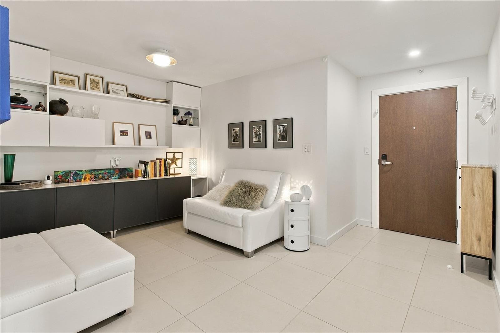 Den/ Office - 1111 N GULFSTREAM AVE #3D, SARASOTA