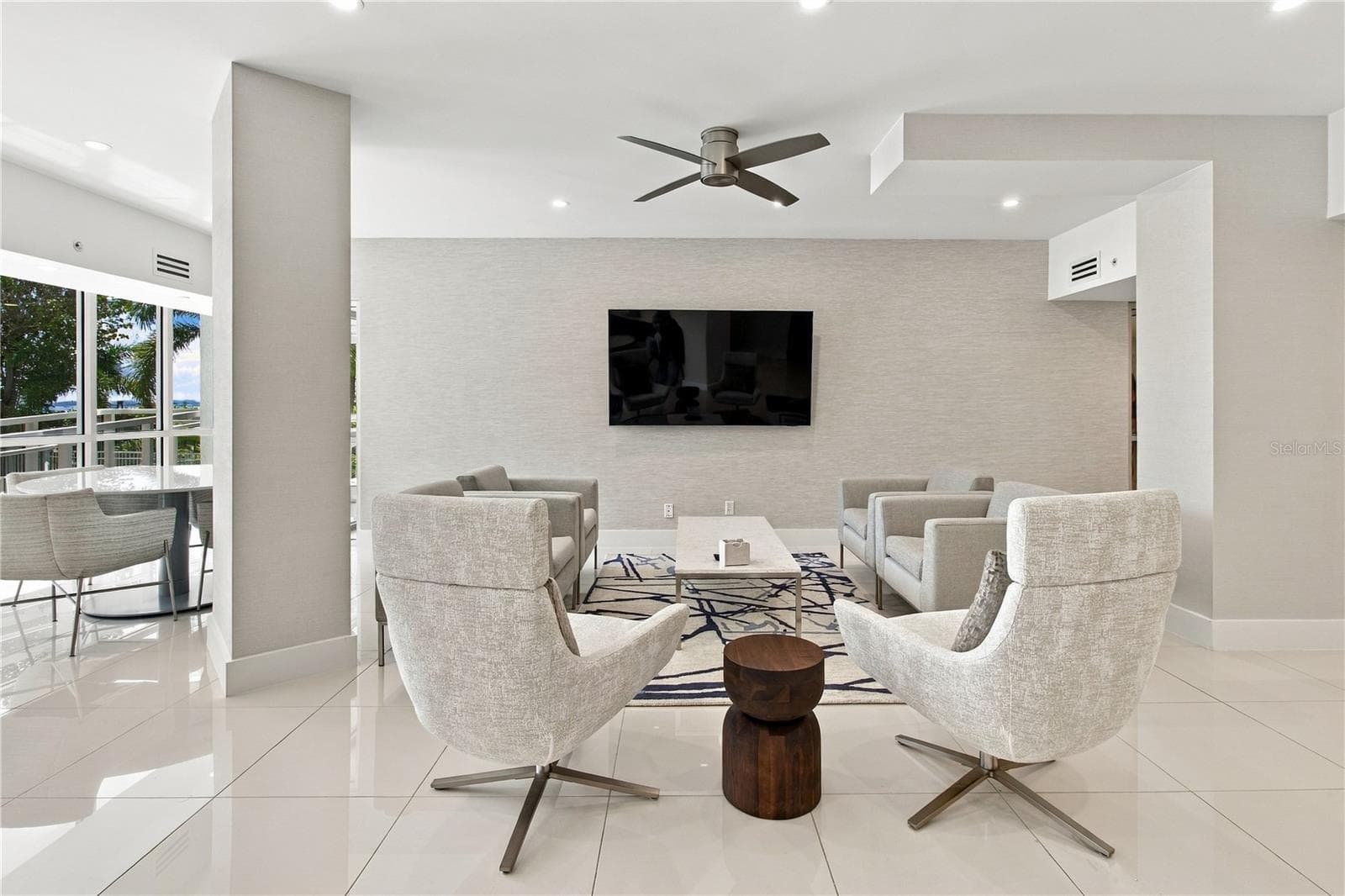 Club Room - 1111 N GULFSTREAM AVE #3D, SARASOTA