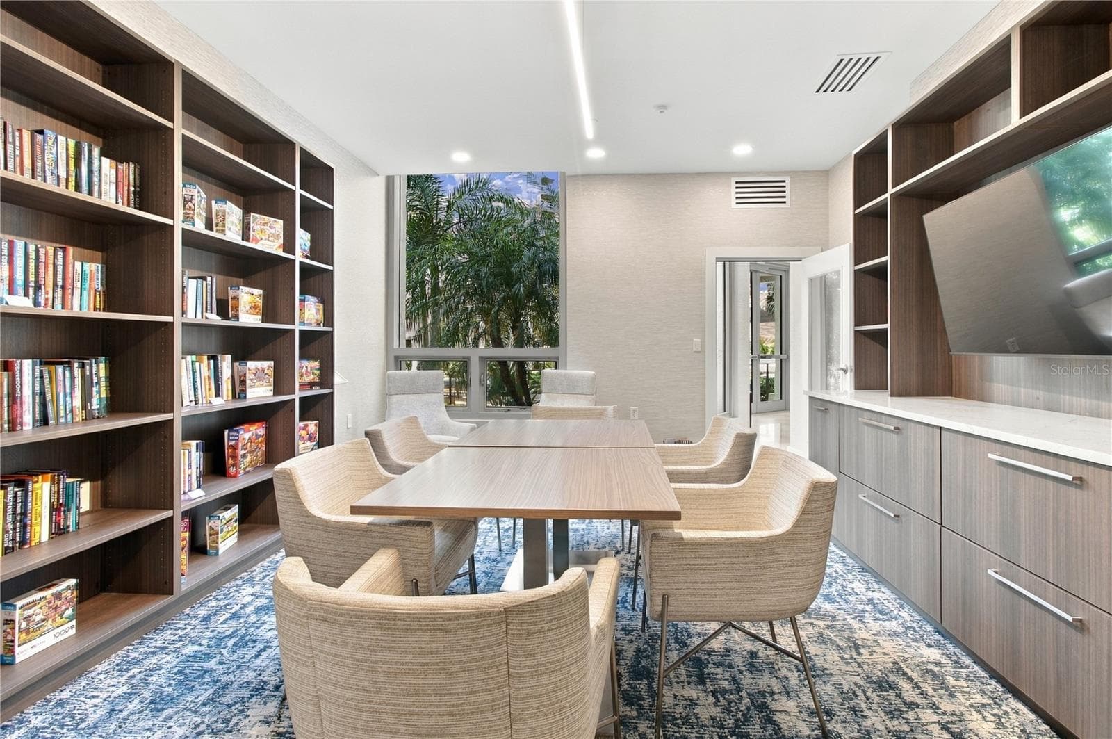 Conference Room - 1111 N GULFSTREAM AVE #3D, SARASOTA