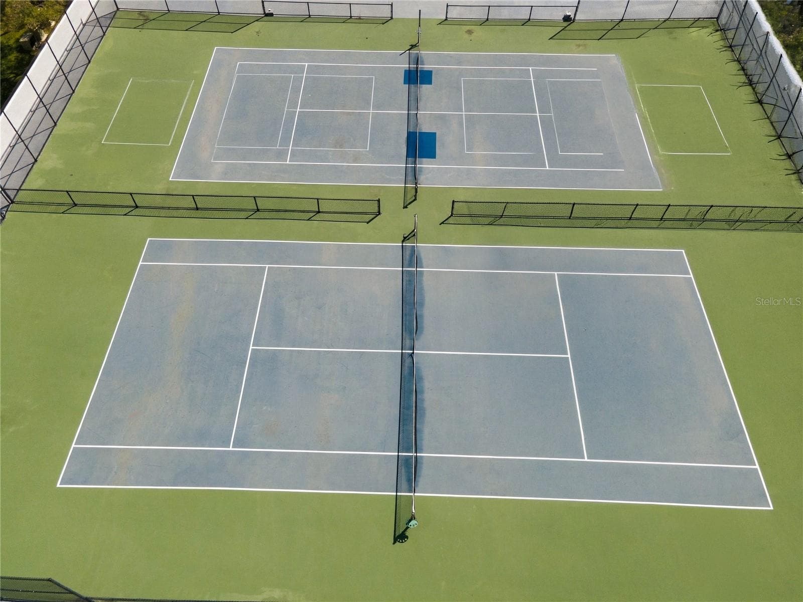Tennis Courts - 1111 N GULFSTREAM AVE #3D, SARASOTA