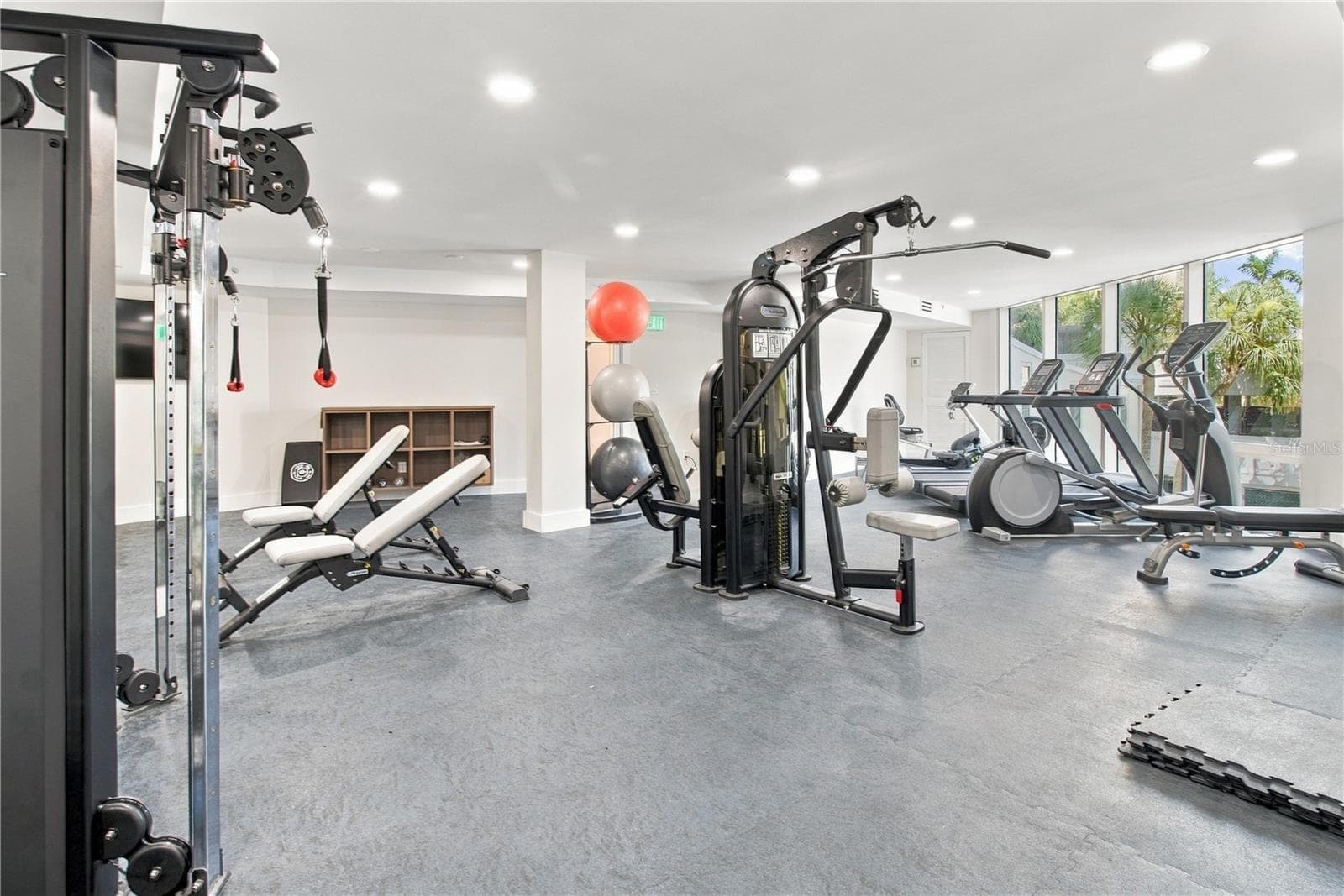 Fitness Center - 1111 N GULFSTREAM AVE #3D, SARASOTA