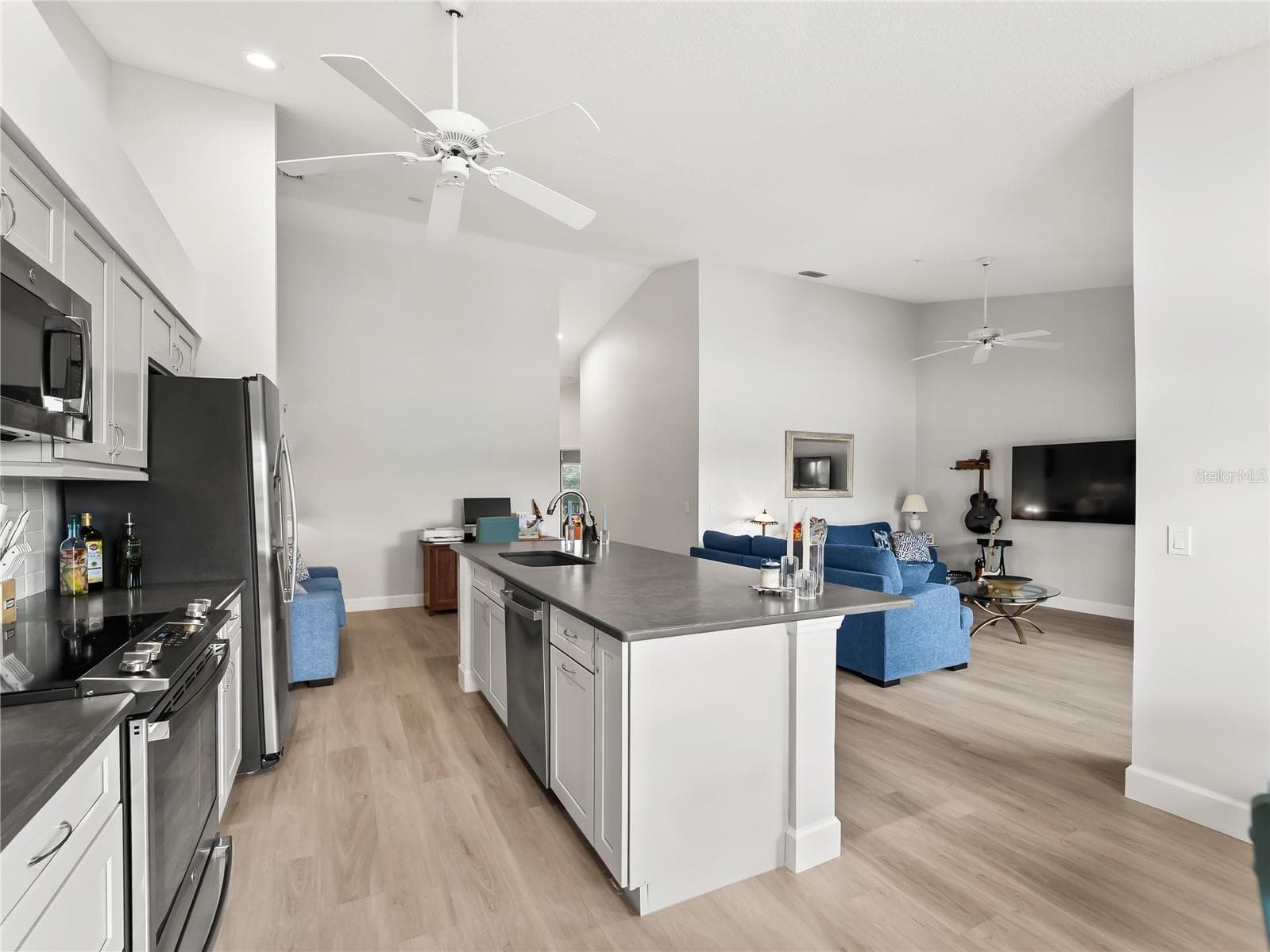 Condominium at 5301 MAHOGANY RUN AVE ##1024, SARASOTA, photo 26 of 57