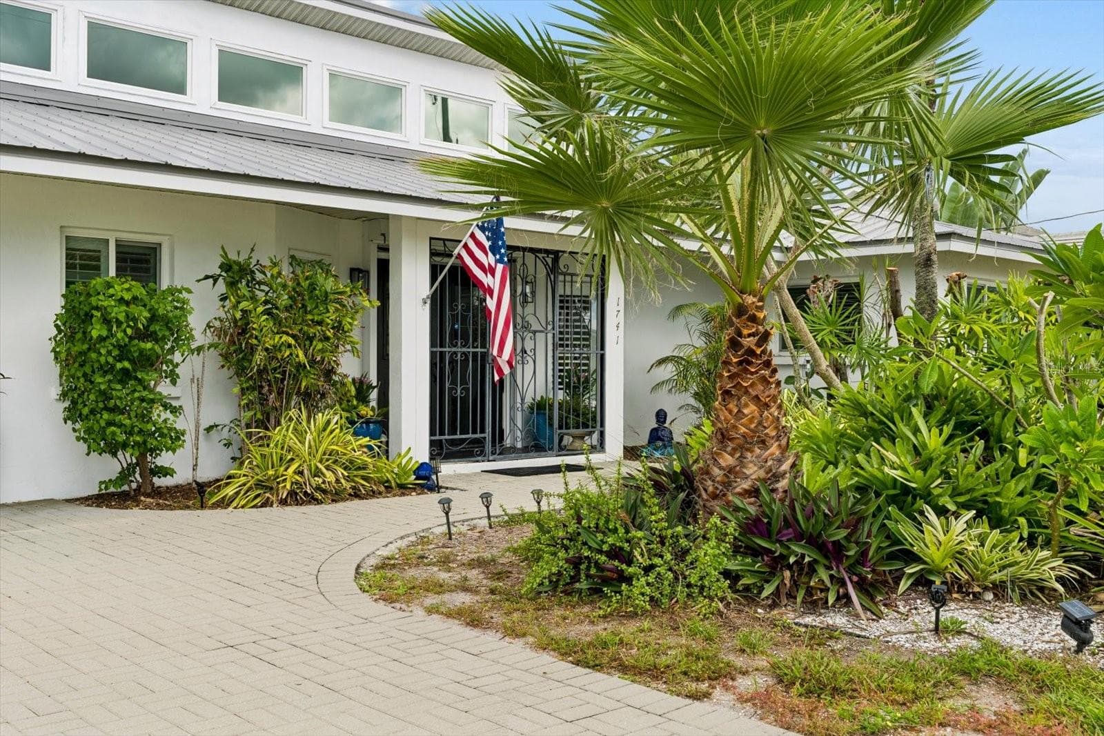 Front Door - 1741 STANFORD LN, SARASOTA