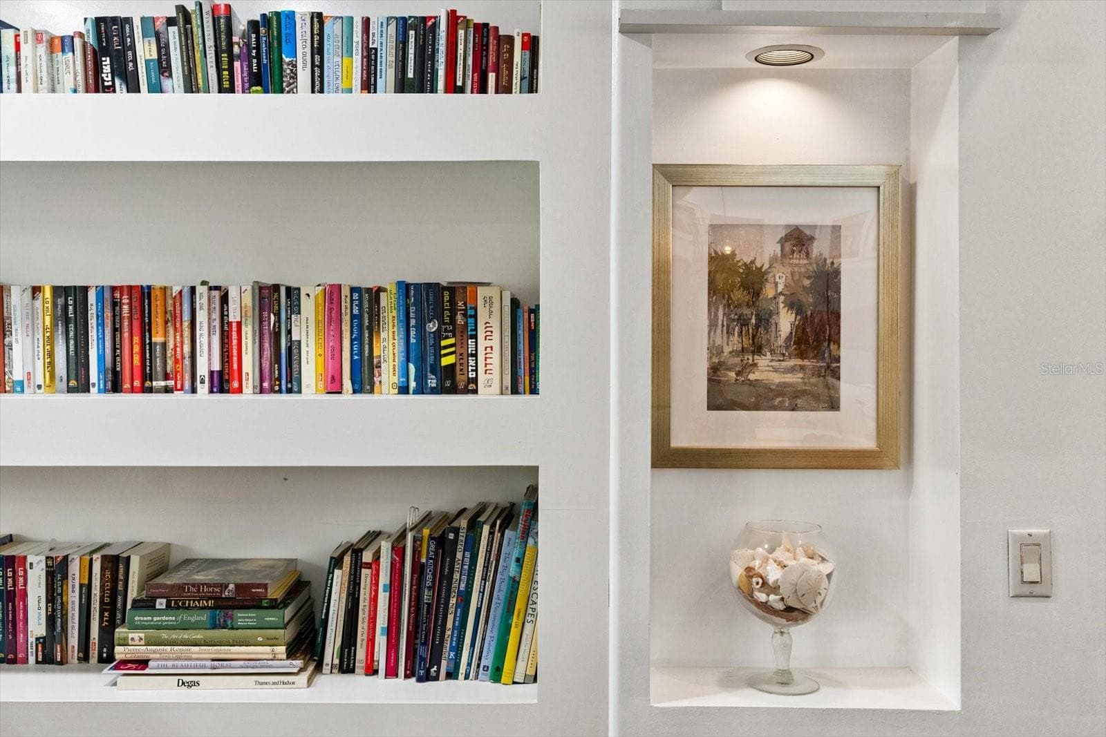 Book shelves in reading area - 1741 STANFORD LN, SARASOTA