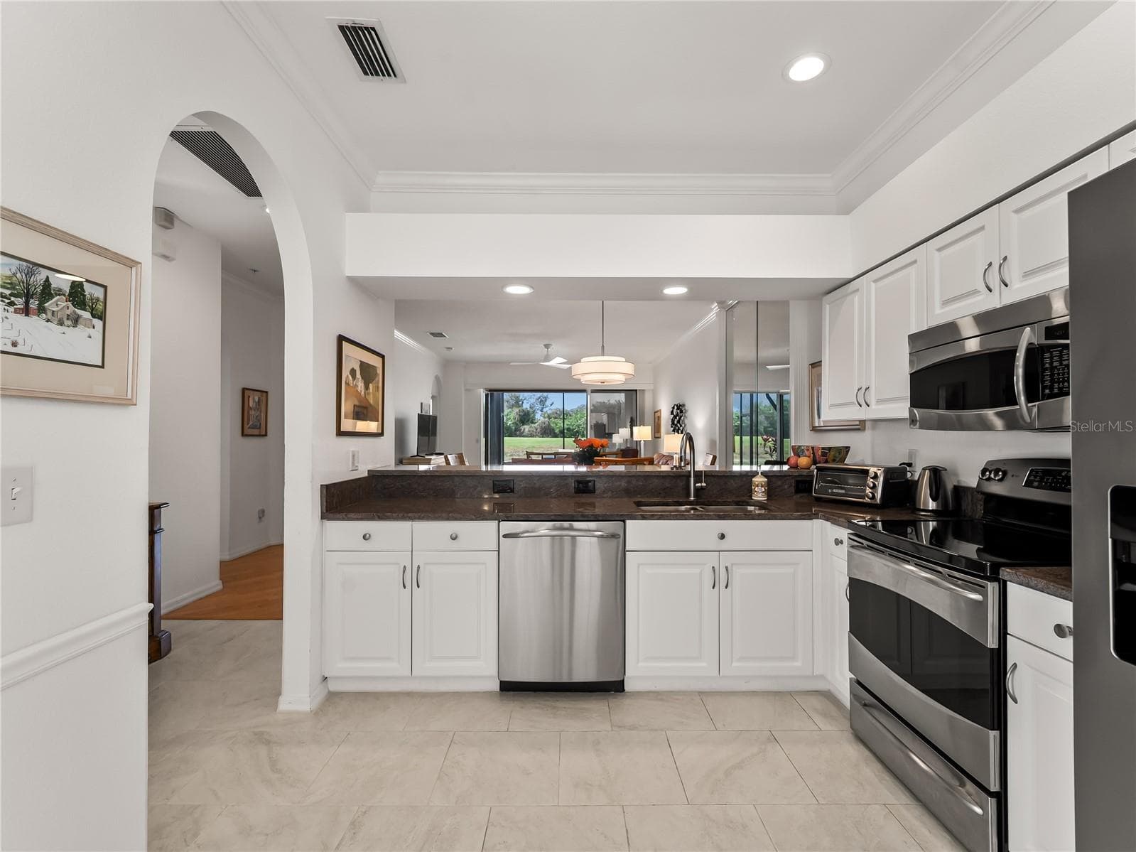 Villa at 5204 MAHOGANY RUN AVE, SARASOTA, photo 6 of 61
