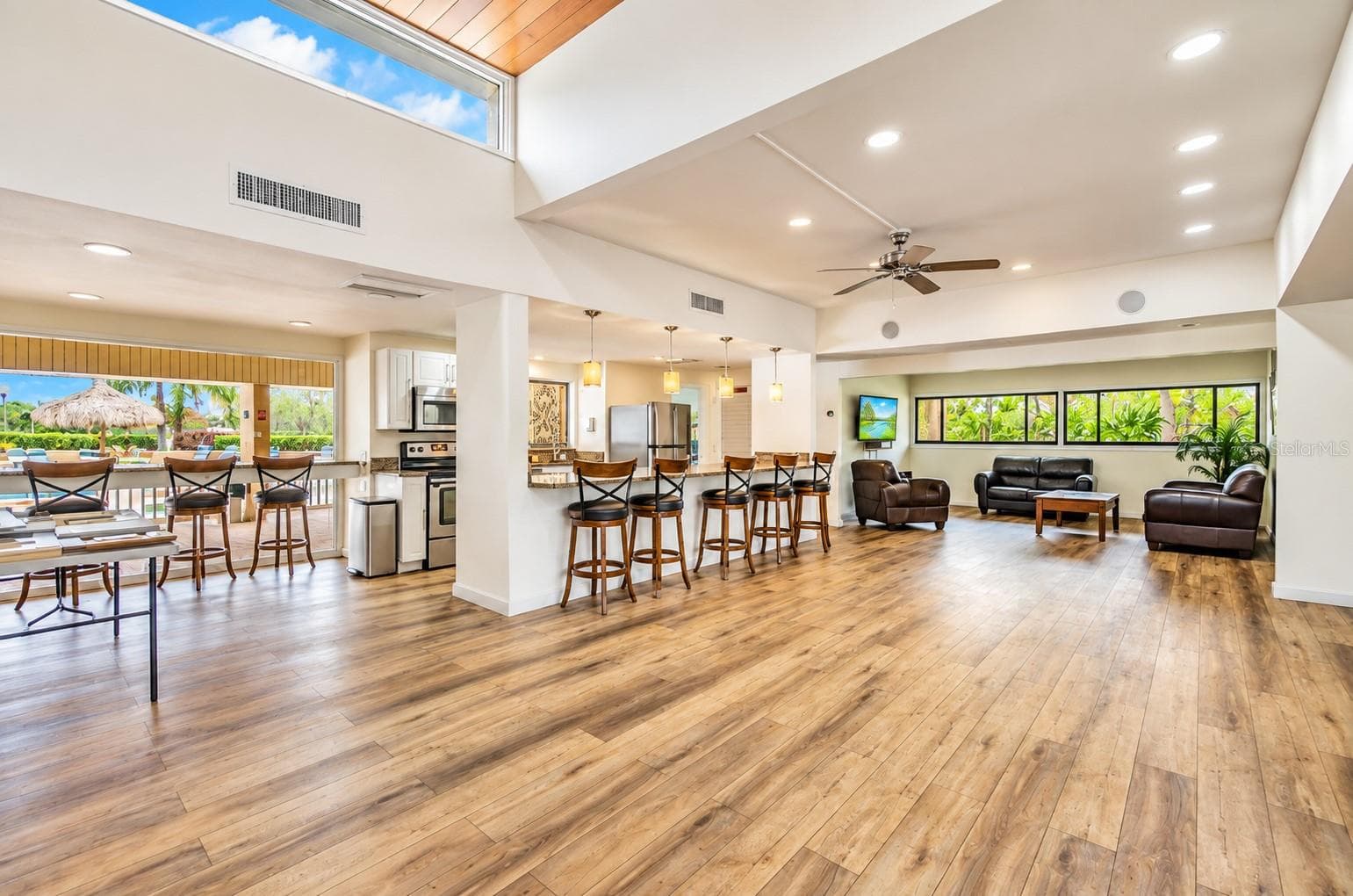 Condominium at 2620 COVE CAY DR #306, CLEARWATER, photo 40 of 47