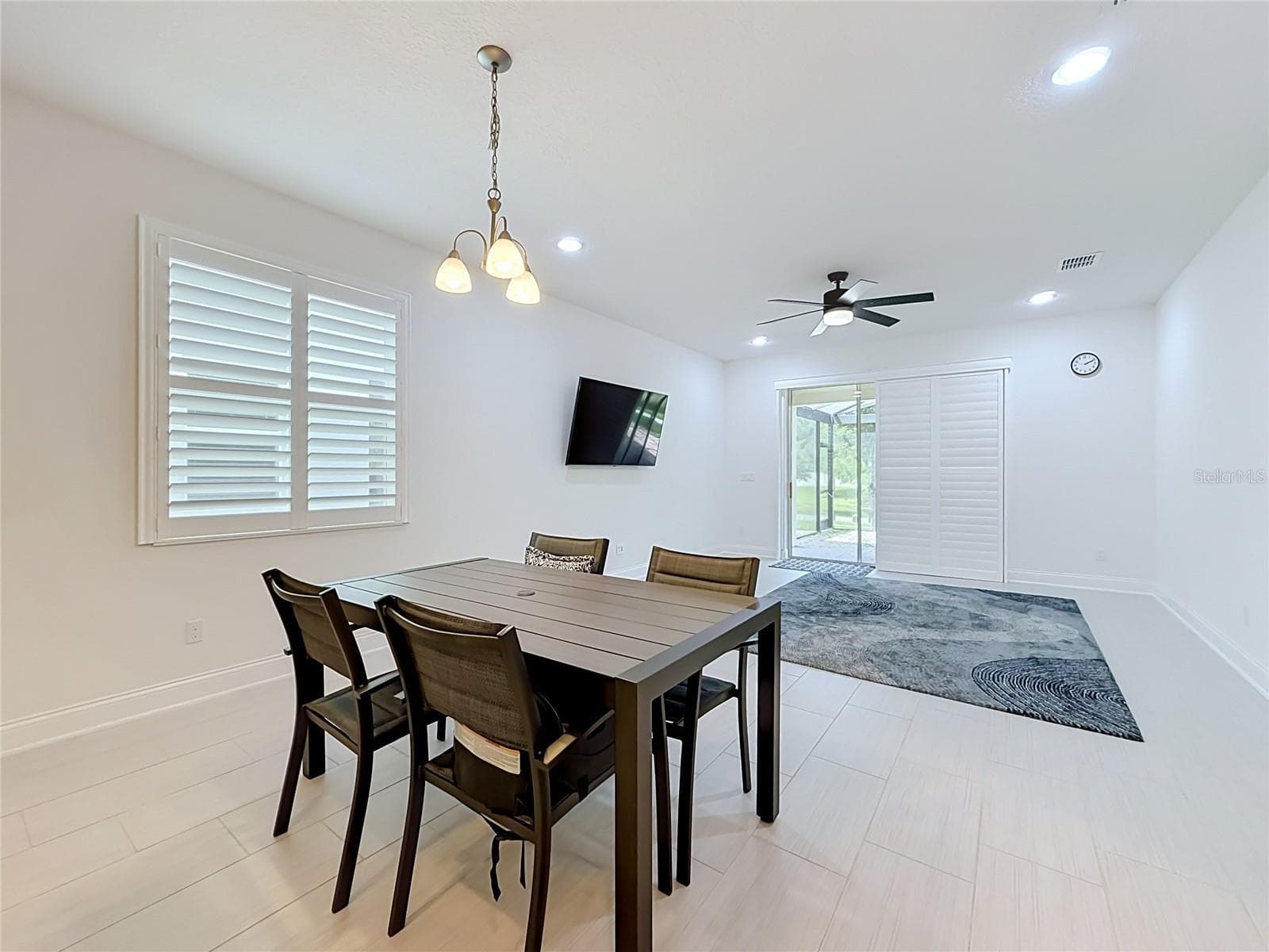 Single Family Residence at 4560 DULWIK PL, SANFORD, photo 16 of 31