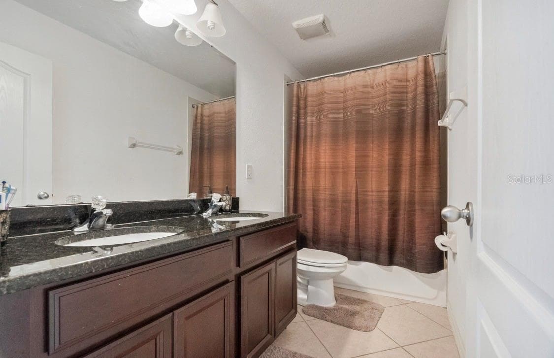 Full 3rd Bathroom - 10781 CABBAGE TREE LOOP, ORLANDO