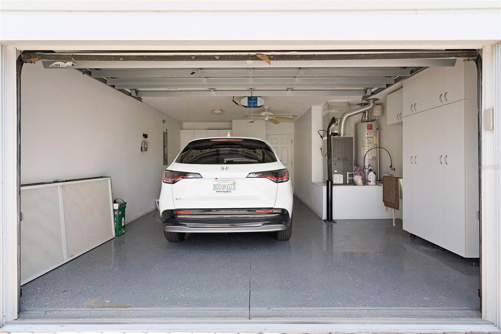 ONE CAR & GOLF CART FIT! - 313 VARNVILLE WAY, THE VILLAGES
