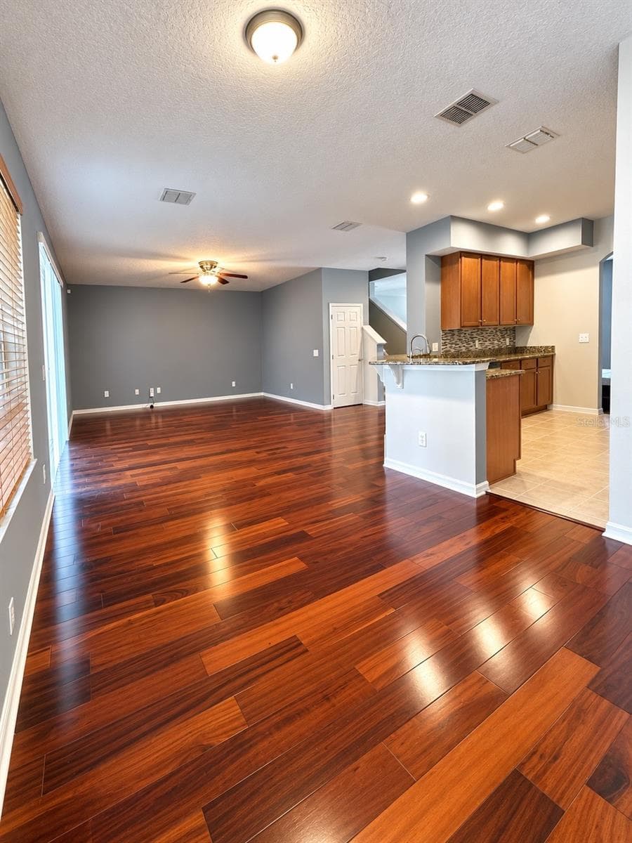 Living Room - 7438 CHELSEA HARBOUR DR, ORLANDO