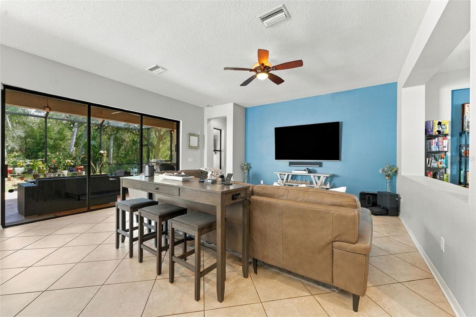 Living Room - 3508 MAJESTIC VIEW DR, LUTZ