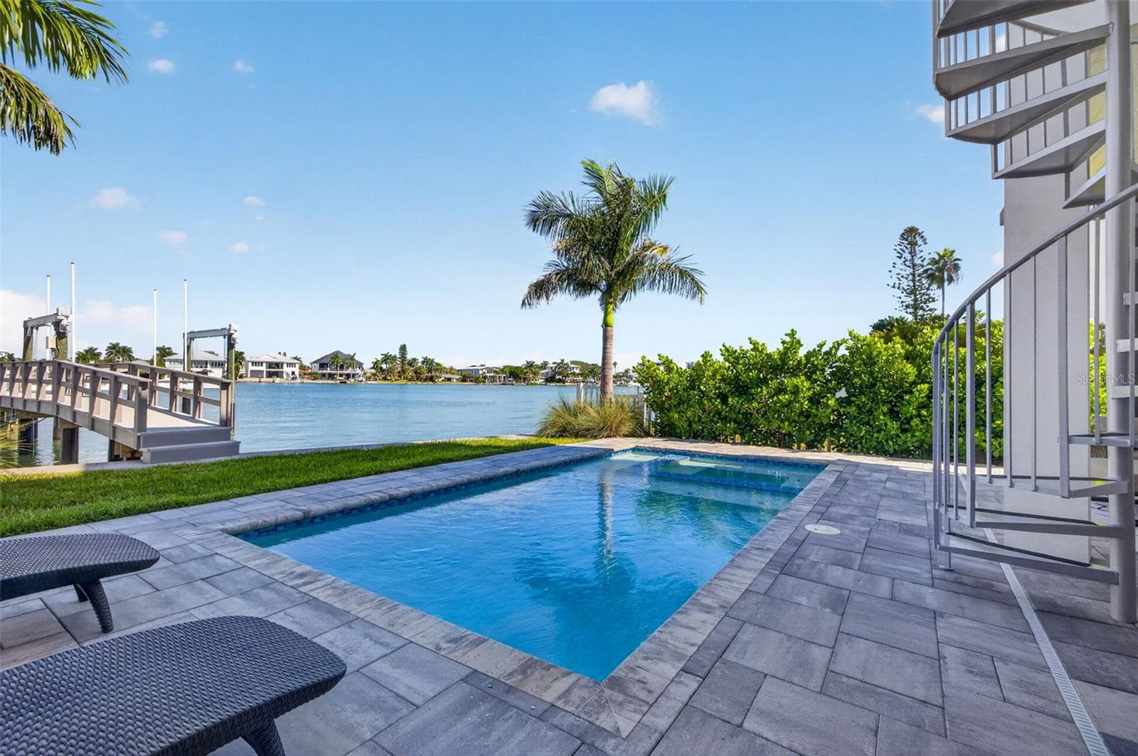 Single Family Residence at 10209 GULF BLVD, TREASURE ISLAND, photo 60 of 75