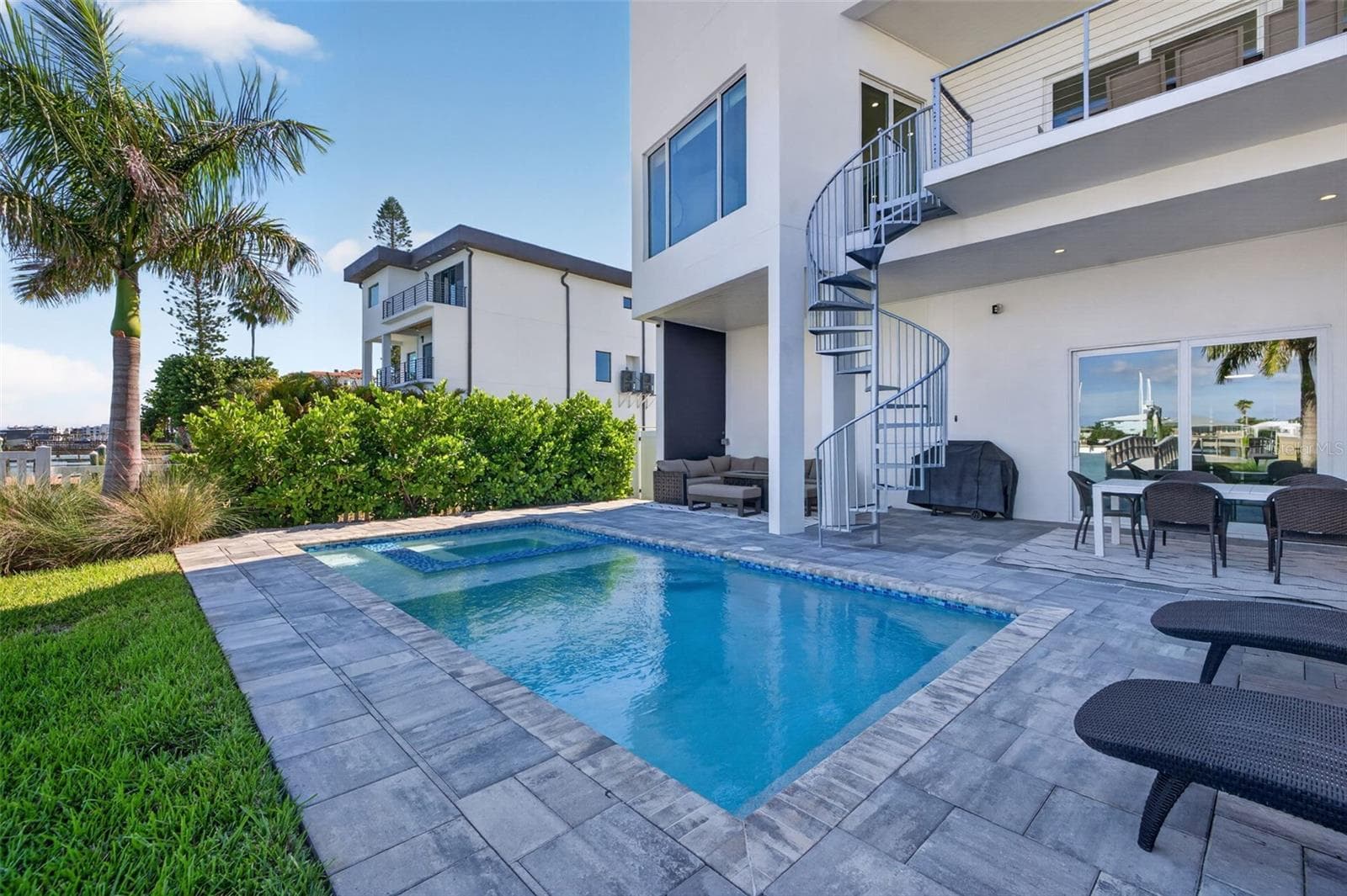 Single Family Residence at 10209 GULF BLVD, TREASURE ISLAND, photo 63 of 75