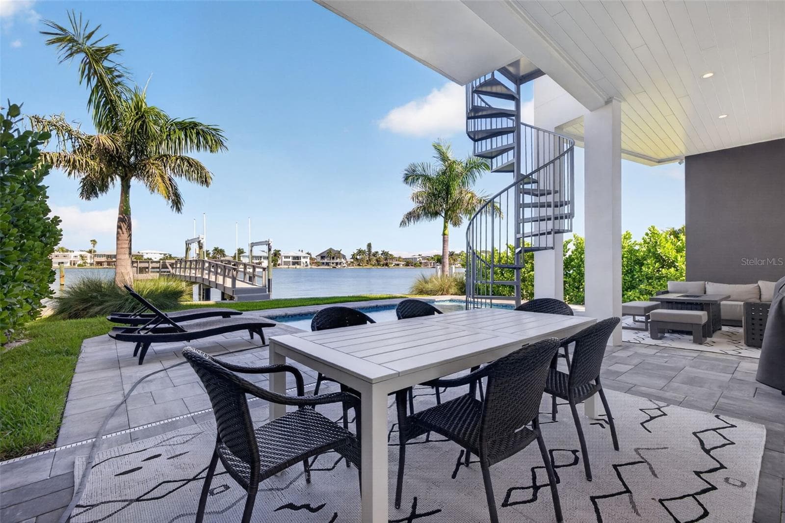 Single Family Residence at 10209 GULF BLVD, TREASURE ISLAND, photo 65 of 75