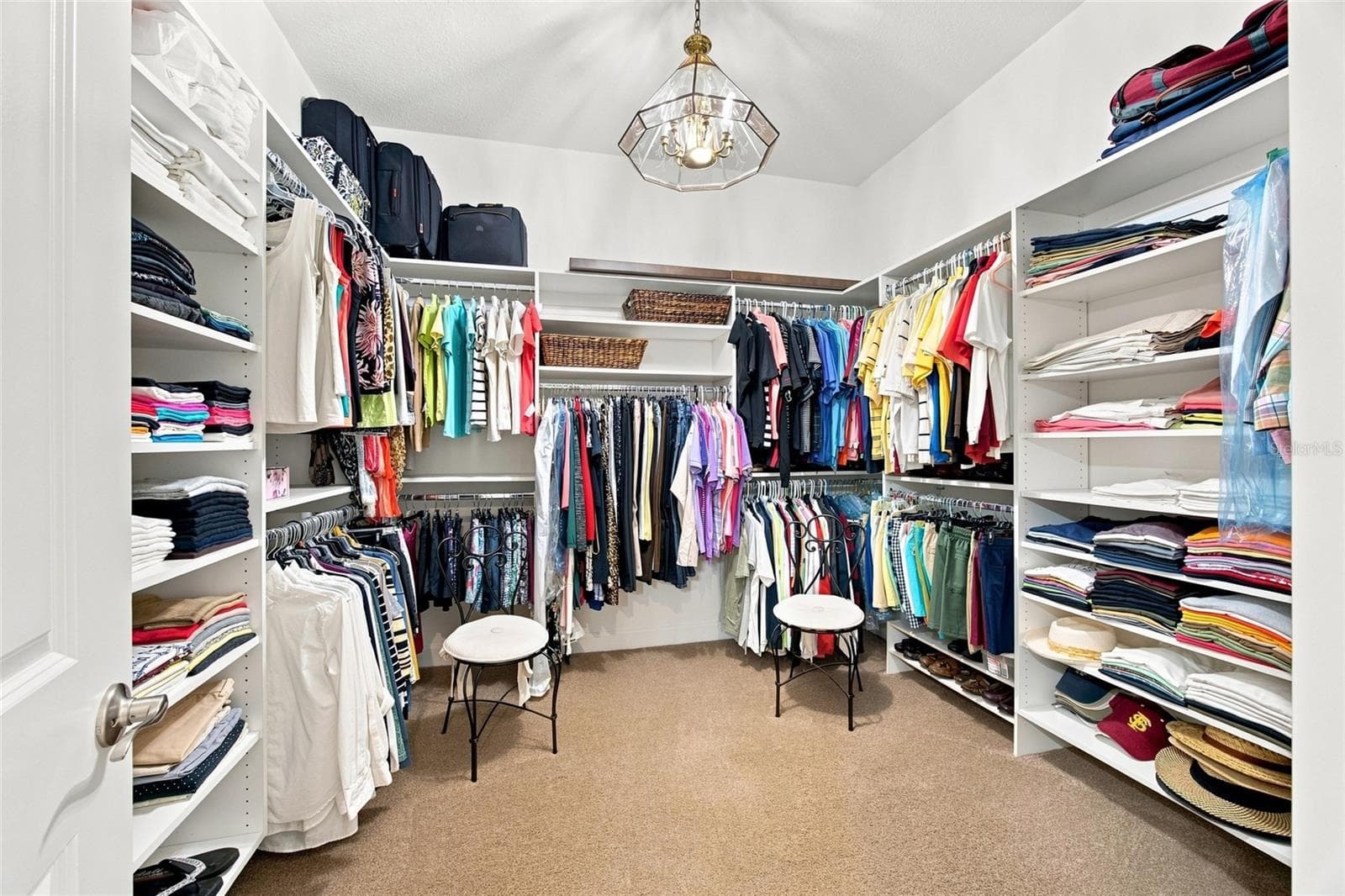 Primary Closet - 8557 GRAND ALBERATO RD, TAMPA