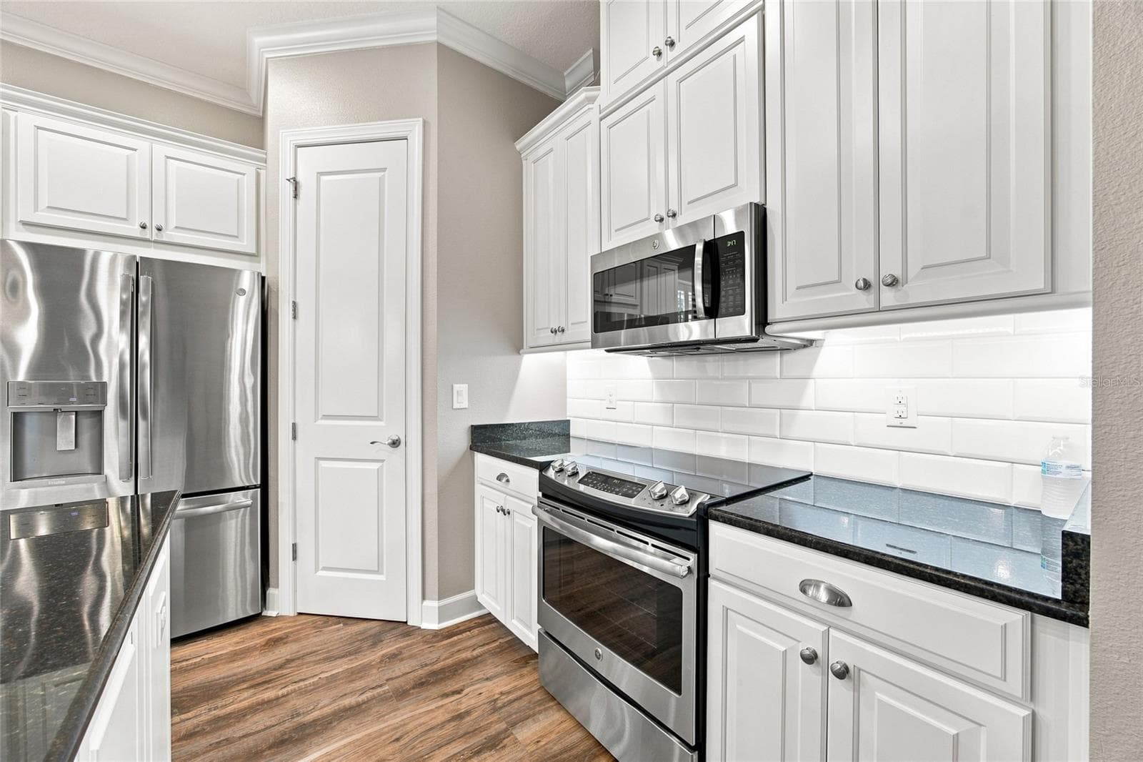 Single Family Residence at 8557 GRAND ALBERATO RD, TAMPA, photo 16 of 55