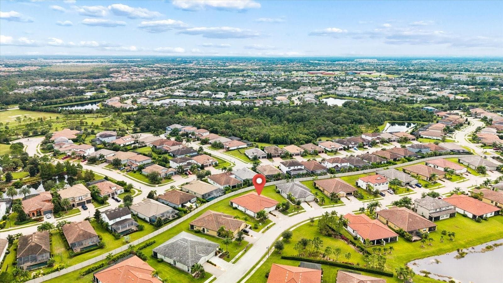 GATED VILLA COMMUNITY - 2505 AVOLET CT, BRADENTON