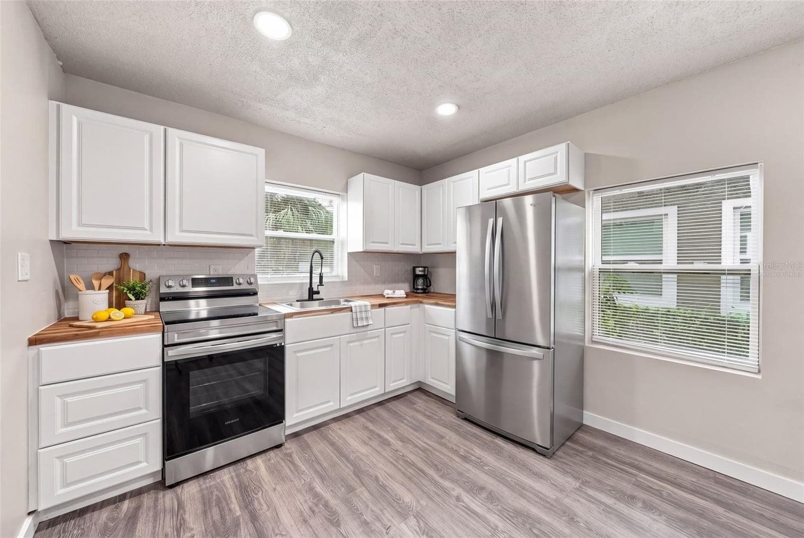 Virtually staged - 5419 OLD CHENEY HWY, ORLANDO