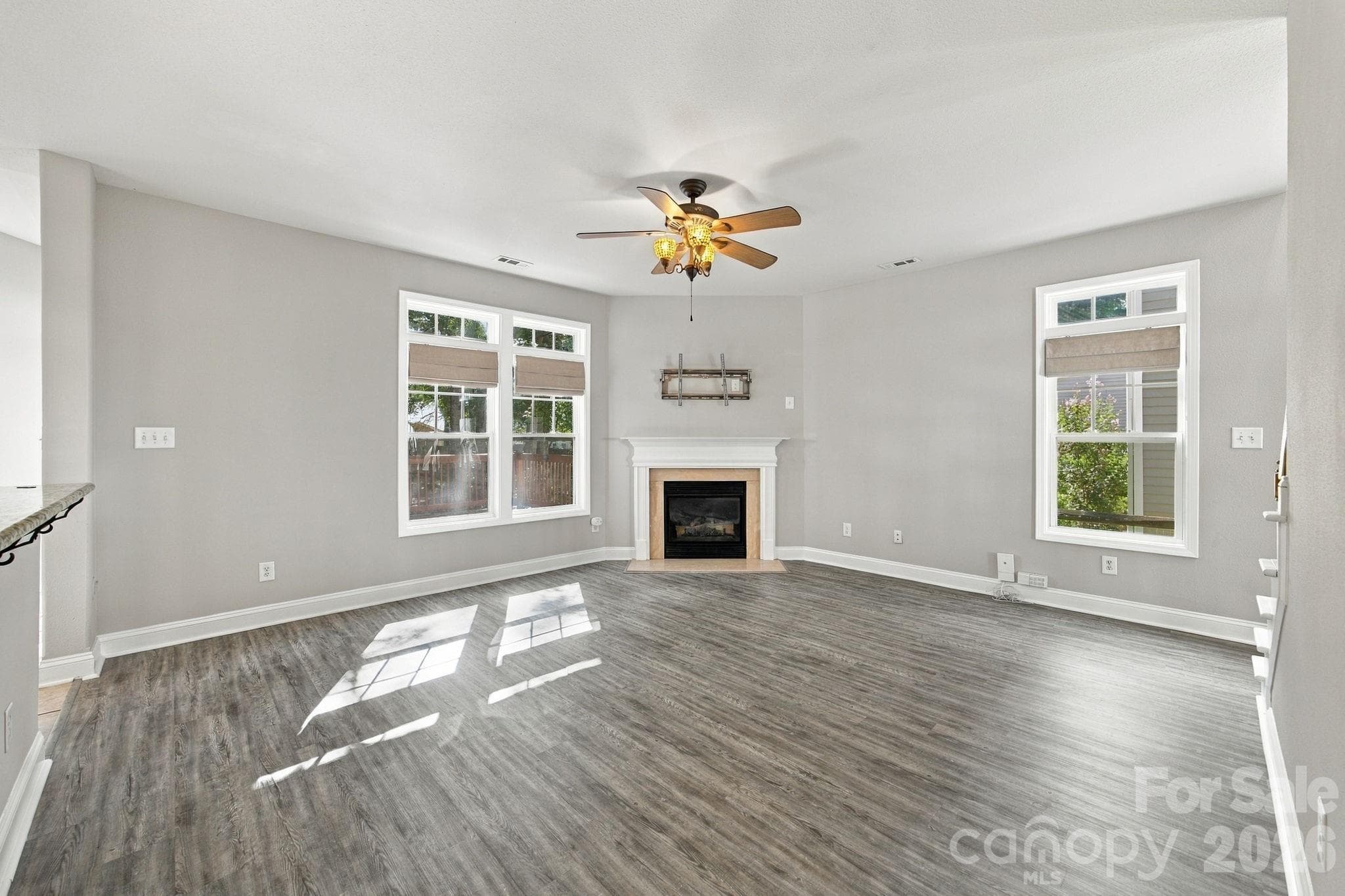 Single Family Residence at 1513 Bucklebury Court, Charlotte, photo 9 of 48
