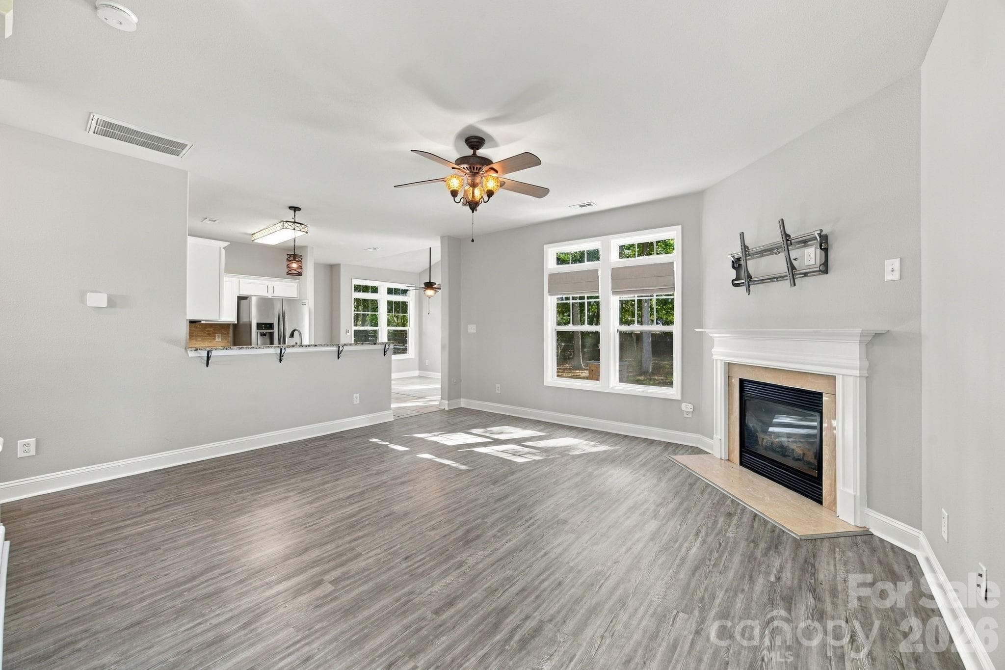 Single Family Residence at 1513 Bucklebury Court, Charlotte, photo 11 of 48