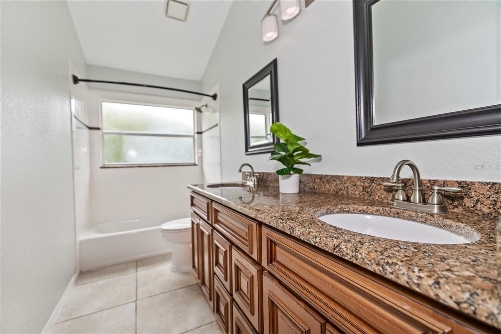Single Family Residence at 15713 MUIRFIELD DR, ODESSA, photo 28 of 56