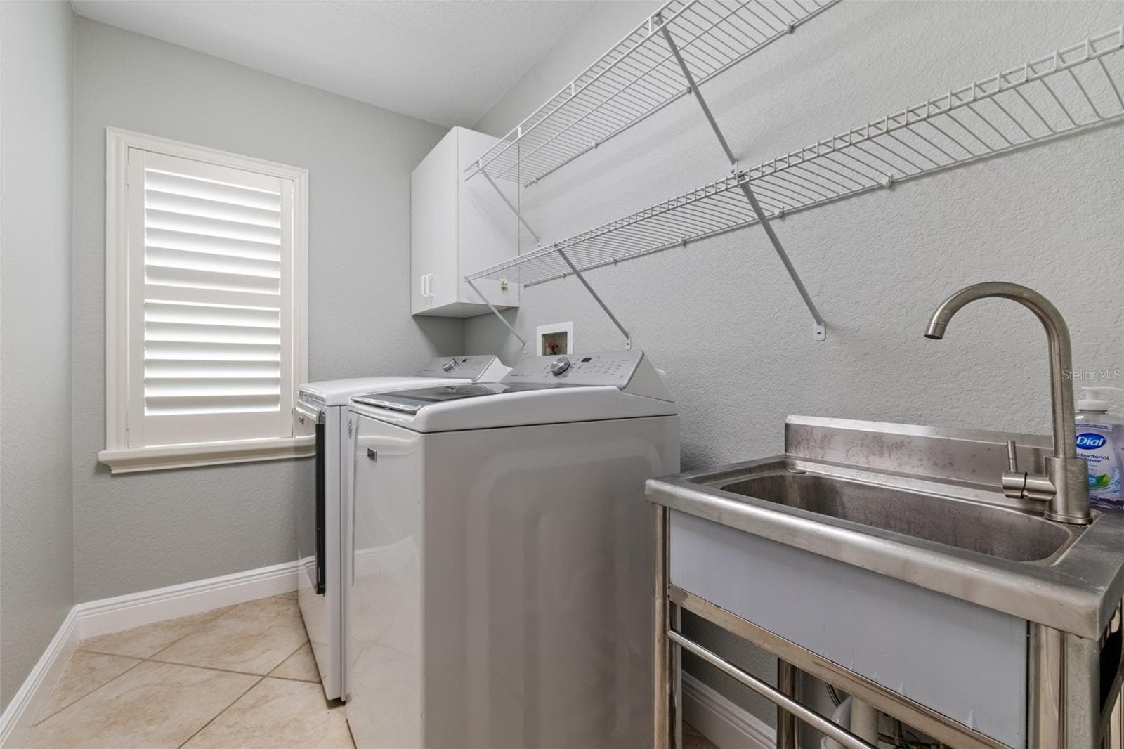 Laundry upstairs! - 15713 MUIRFIELD DR, ODESSA
