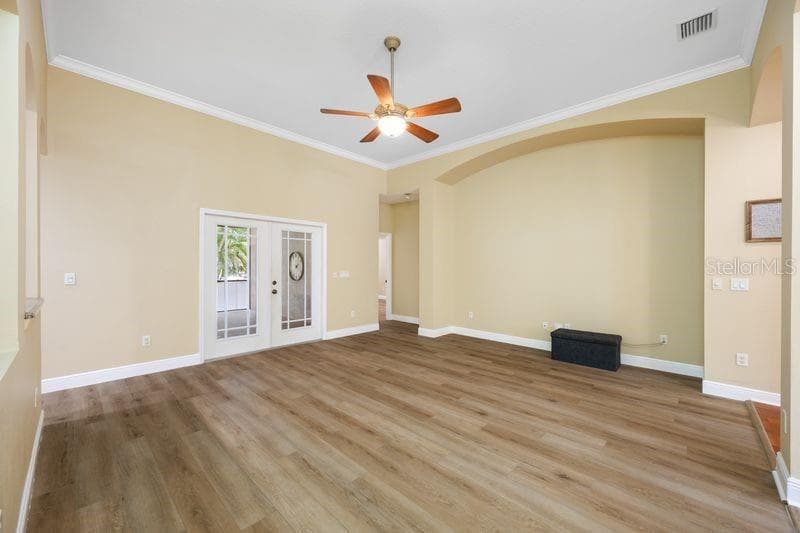 Great Room - 114 IRWIN ST E, SAFETY HARBOR