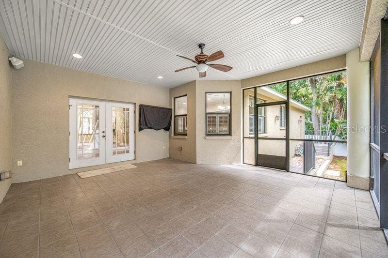 Lanai - 114 IRWIN ST E, SAFETY HARBOR