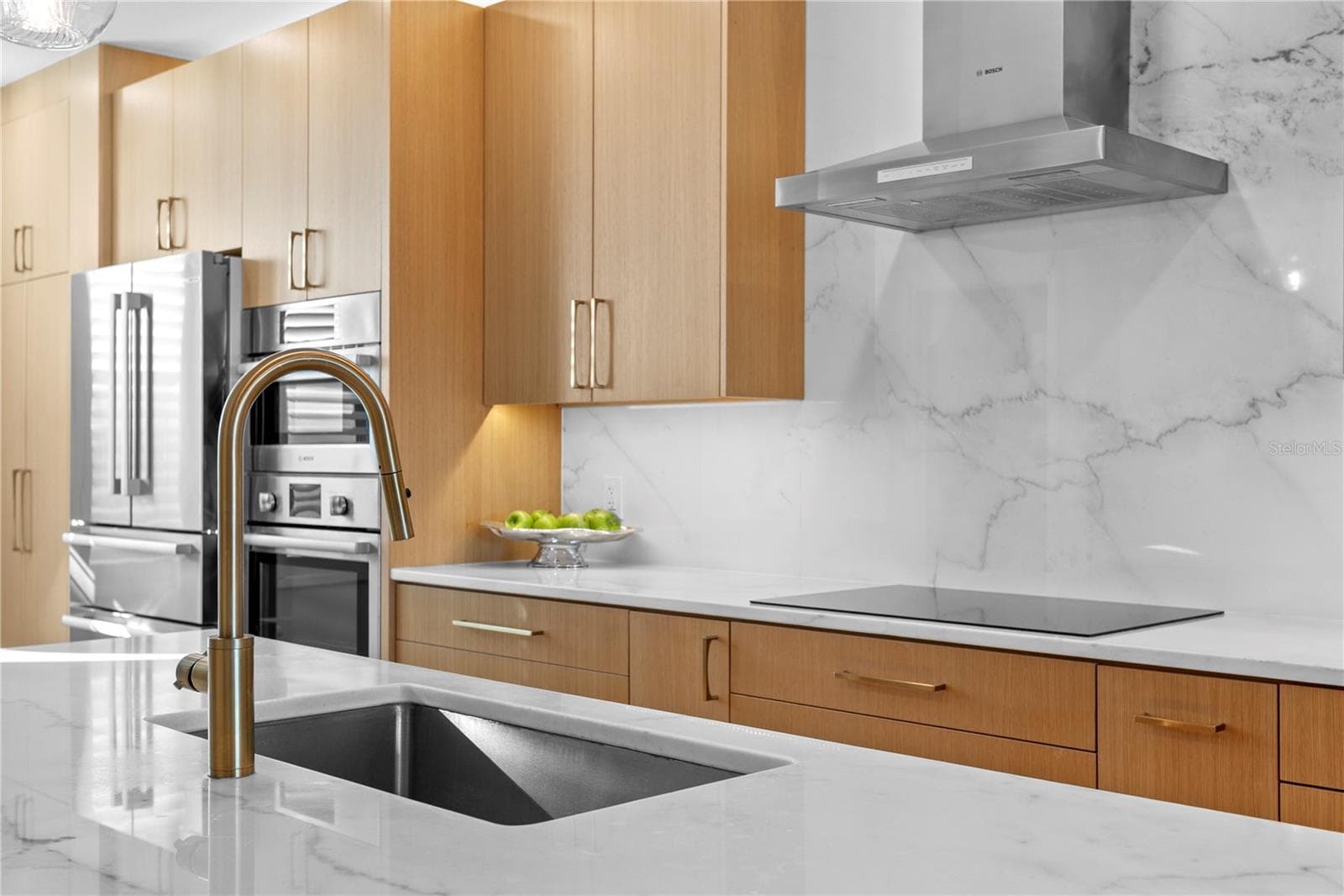 kitchen - 1067 PINELLAS BAYWAY S, ST PETERSBURG