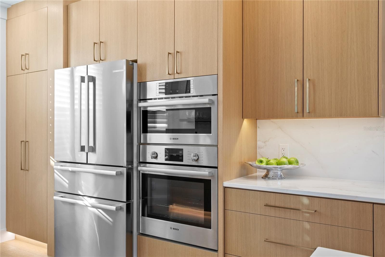Kitchen - 1067 PINELLAS BAYWAY S, ST PETERSBURG