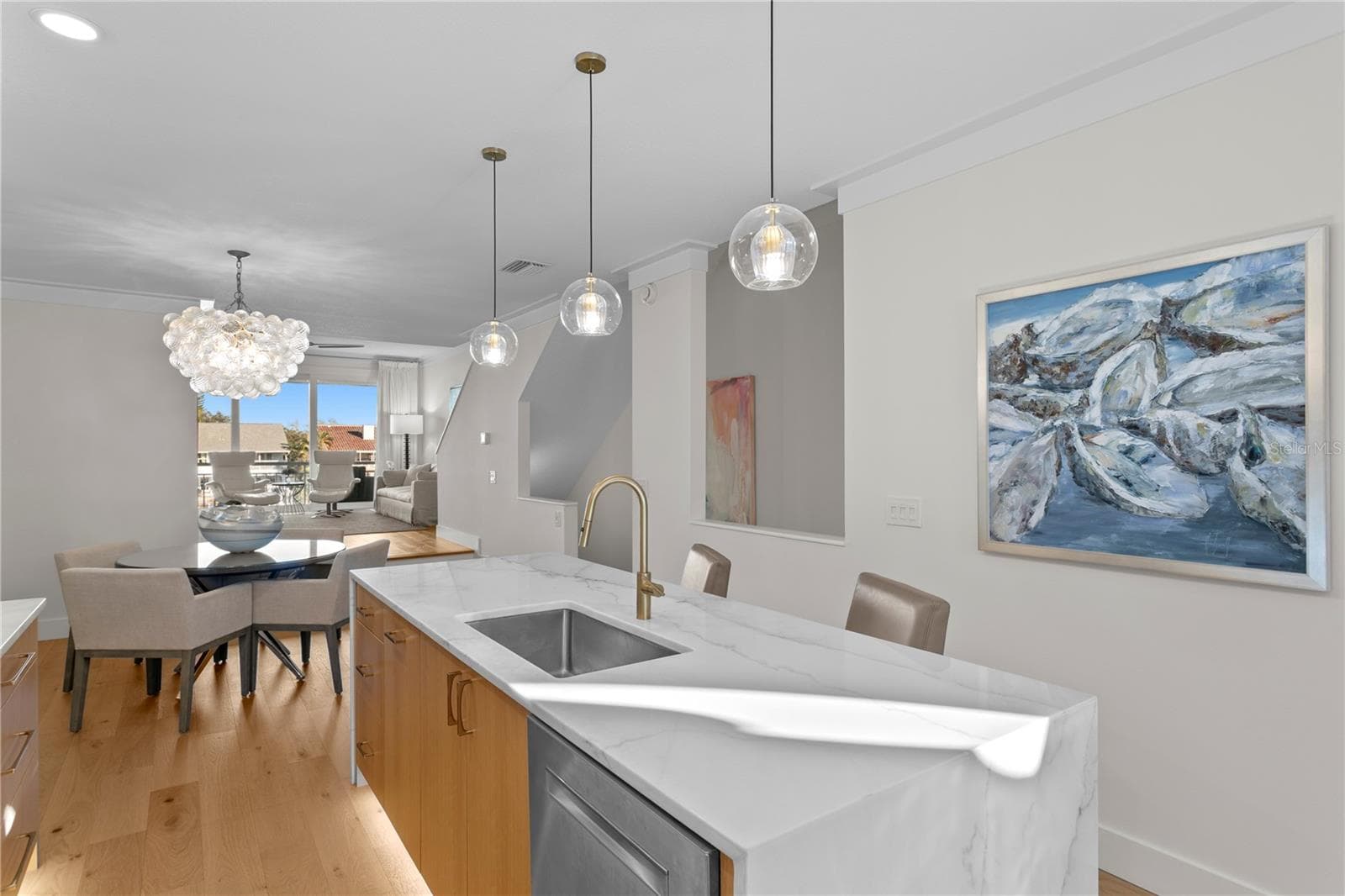 Kitchen to Dining room - 1067 PINELLAS BAYWAY S, ST PETERSBURG