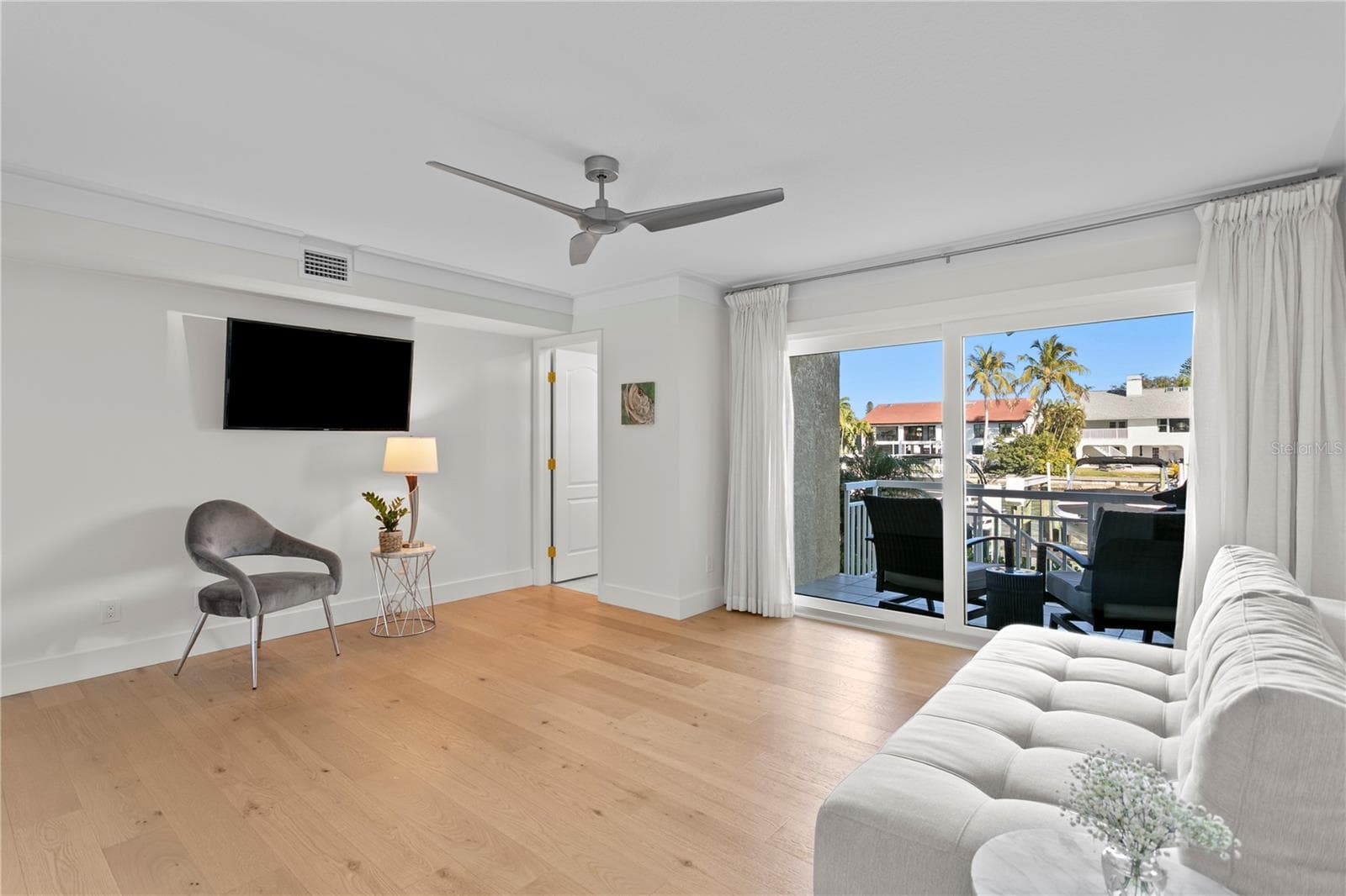 Ground level easy access to dock - 1067 PINELLAS BAYWAY S, ST PETERSBURG