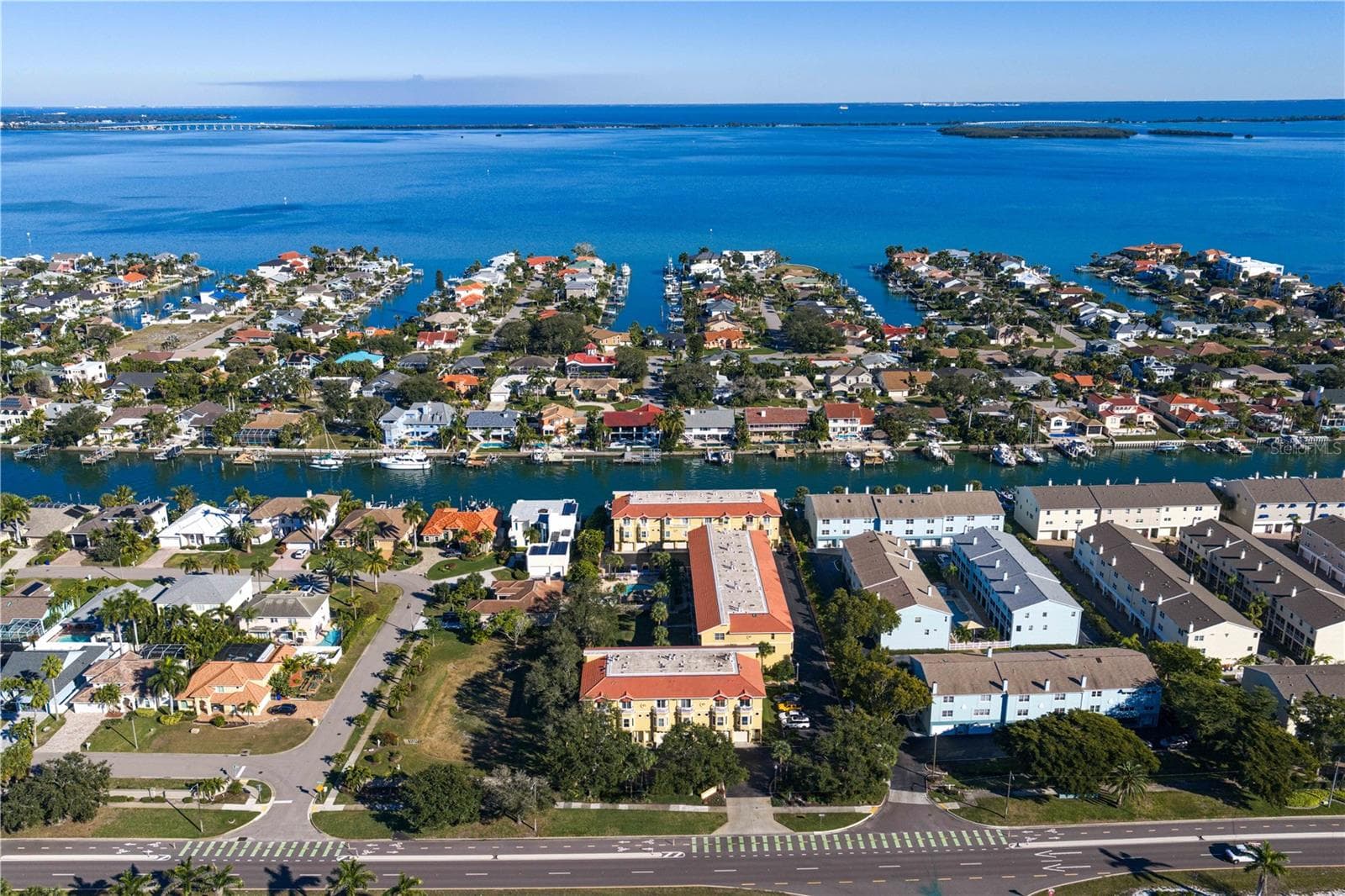 Townhouse at 1067 PINELLAS BAYWAY S, ST PETERSBURG, photo 67 of 69