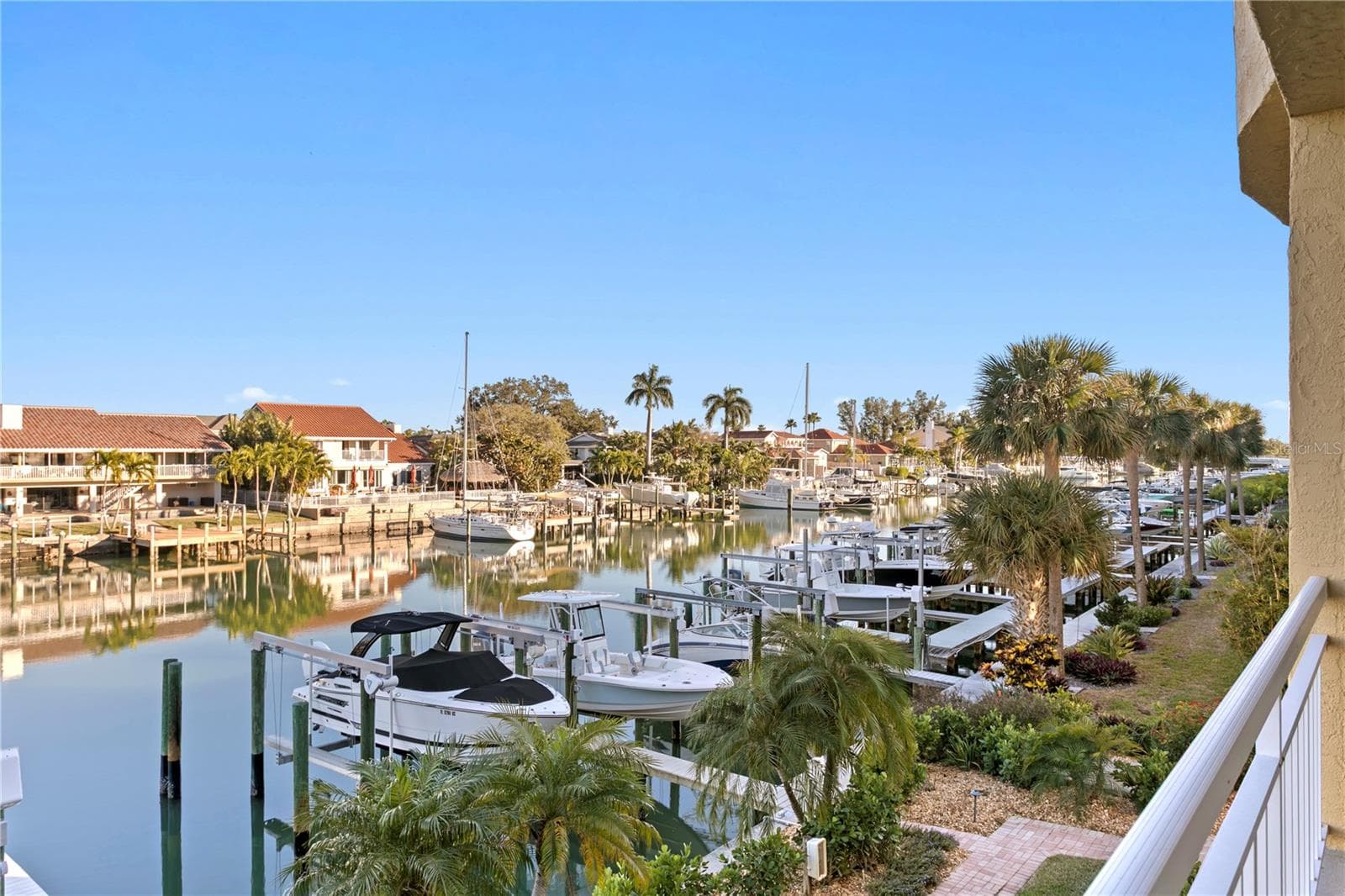 Townhouse at 1067 PINELLAS BAYWAY S, ST PETERSBURG, photo 68 of 69
