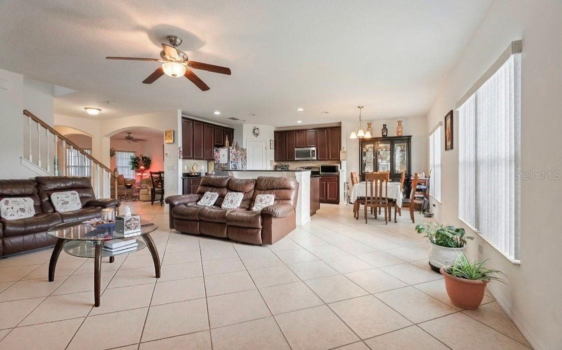 Family Room - 10781 CABBAGE TREE LOOP, ORLANDO