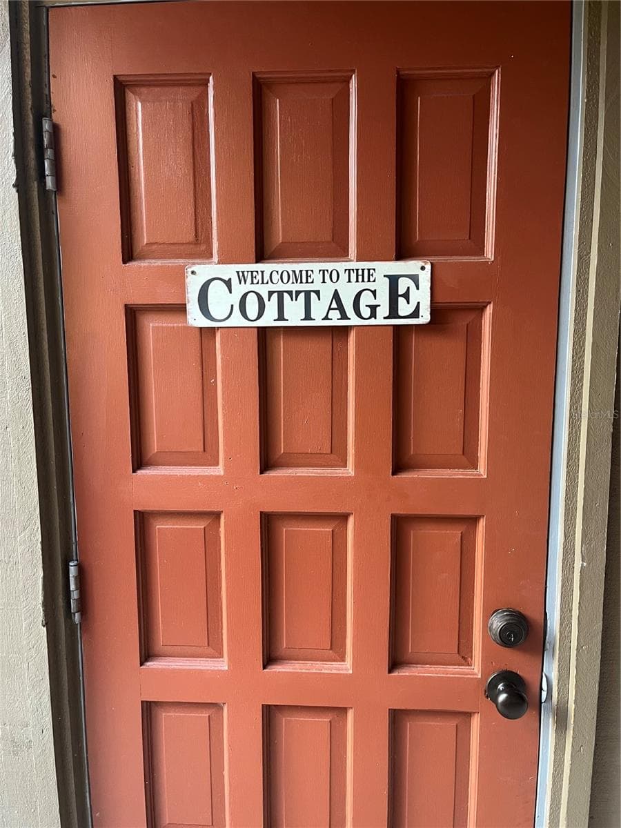Garage Door - 104 RIO PINAR DR, ORMOND BEACH