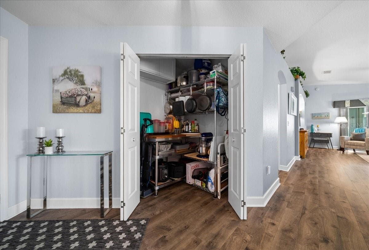 extra large pantry & storage closet - 13618 SW 111TH CIR, DUNNELLON