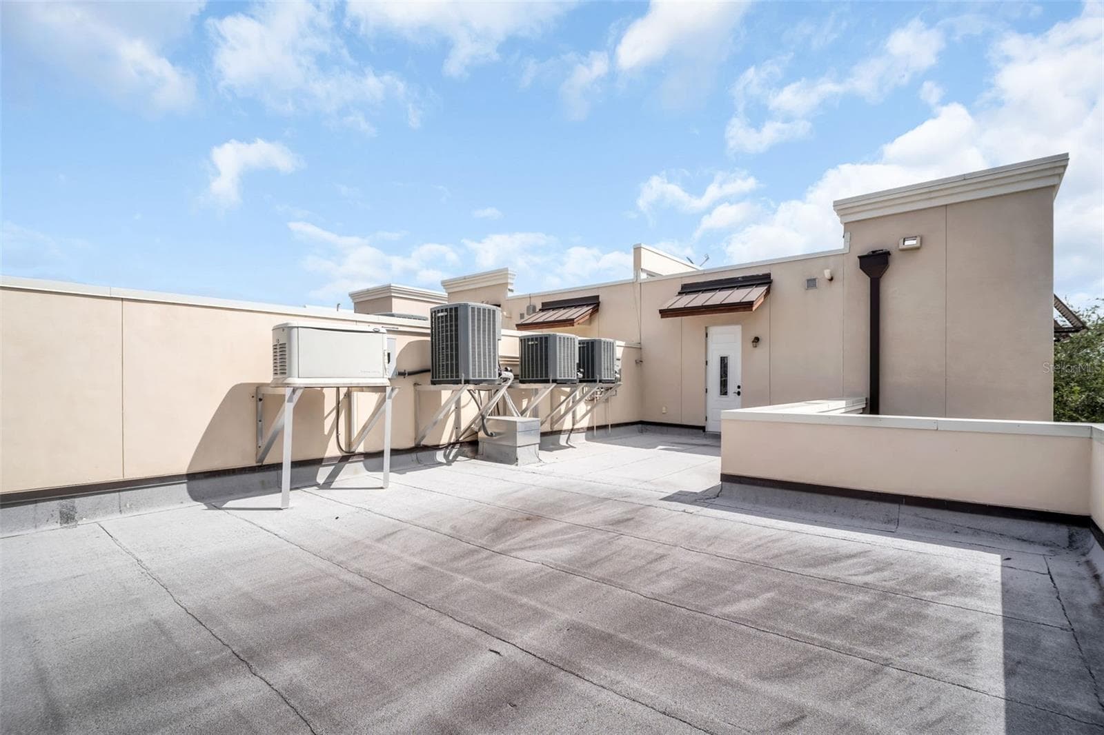 Roof top full of possibilities - 500 BEACH DR NE, ST PETERSBURG
