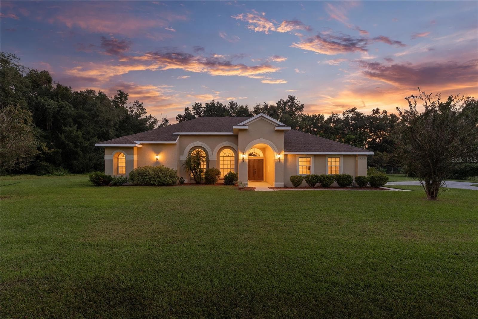 Single Family Residence at 24051 MARTIN DR, BROOKSVILLE, photo 2 of 76
